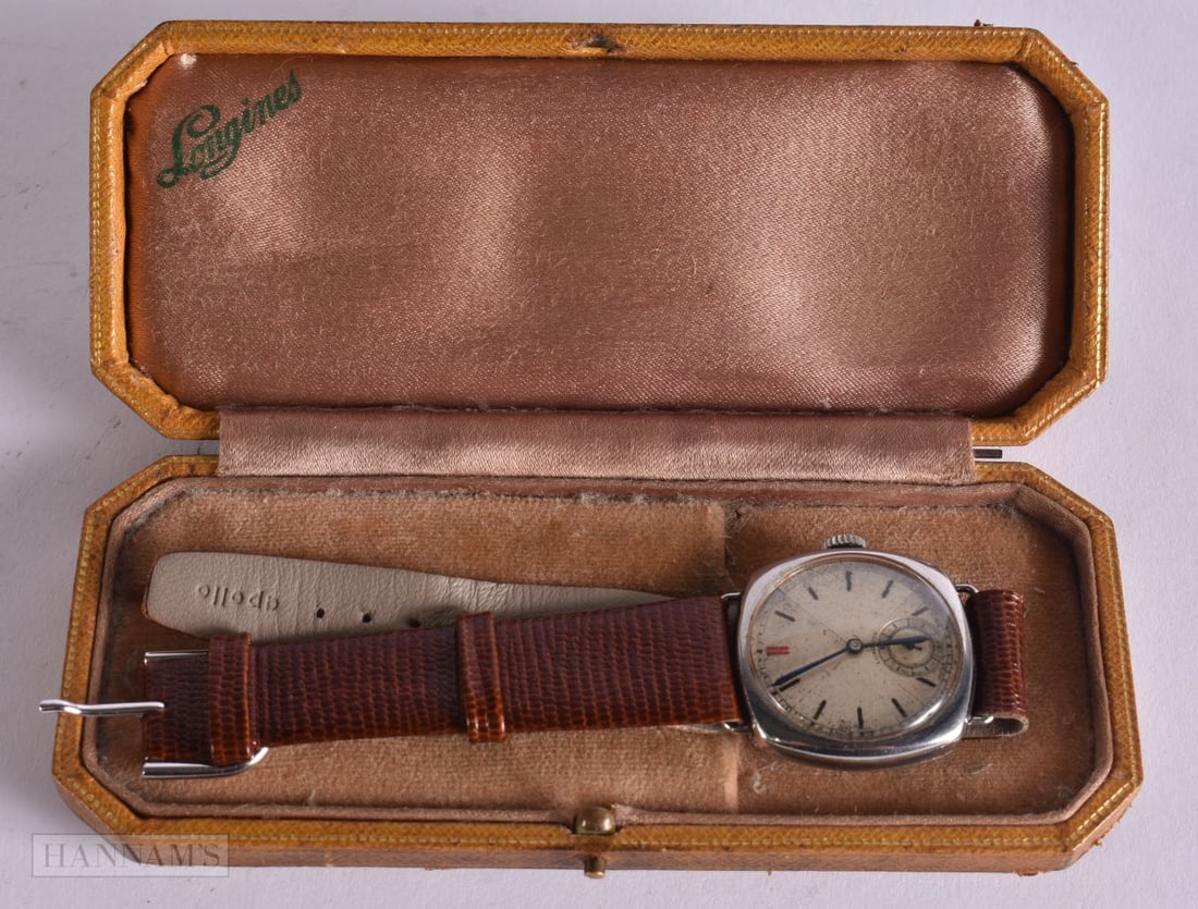 A VINTAGE LONGINES WRIST WATCH. Running. 3.25 cm wide. (1 of 6)