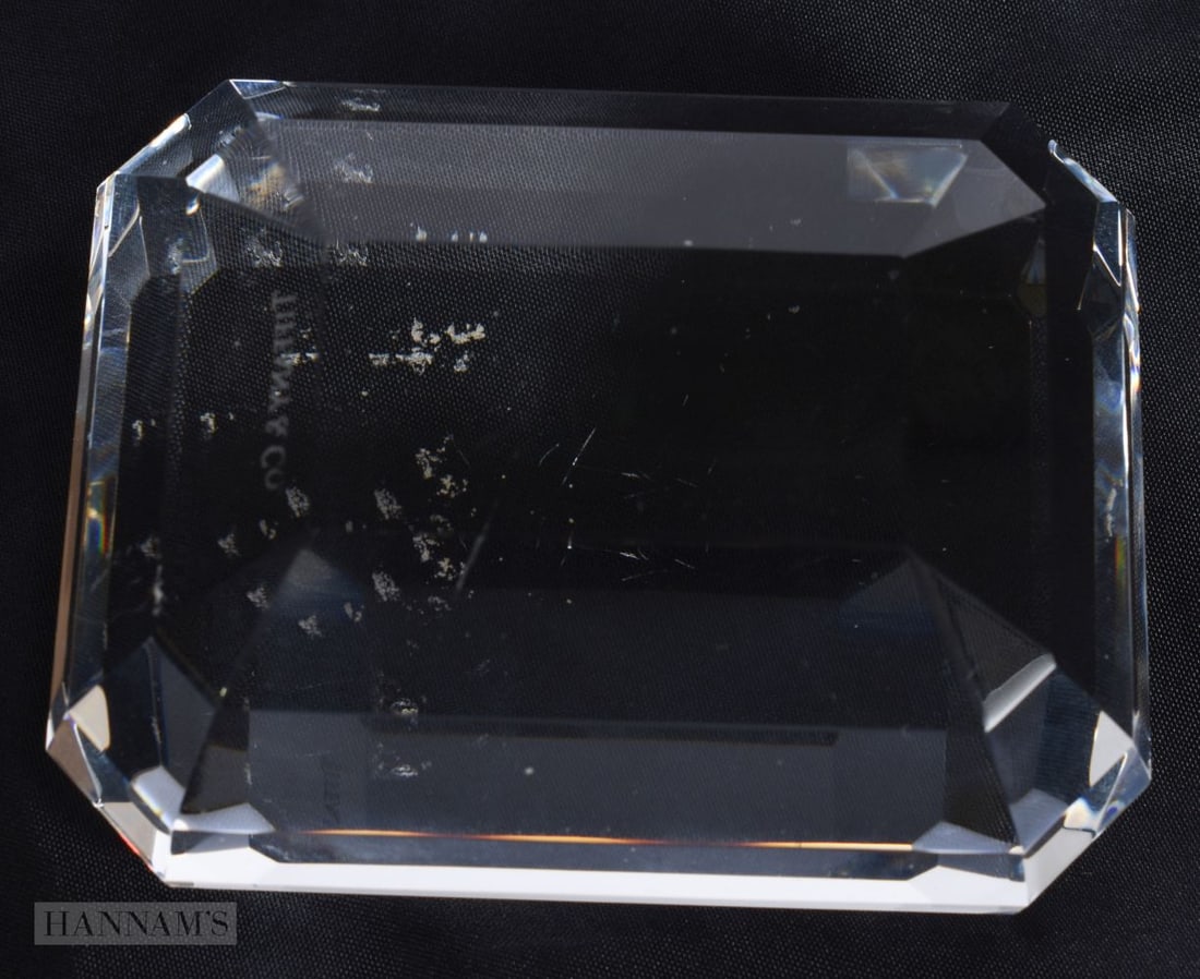 A TIFFANY & CO GLASS DIAMOND PAPERWEIGHT. 9 cm x 7 cm.: A TIFFANY & CO GLASS DIAMOND PAPERWEIGHT. 9 cm x 7 cm.