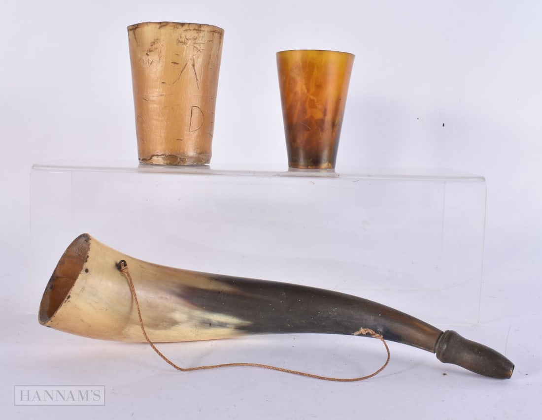 AN EARLY 19TH CENTURY SCRIMSHAW HORN BEAKER together with another horn and a powder horn. Largest 18 (1 of 6)