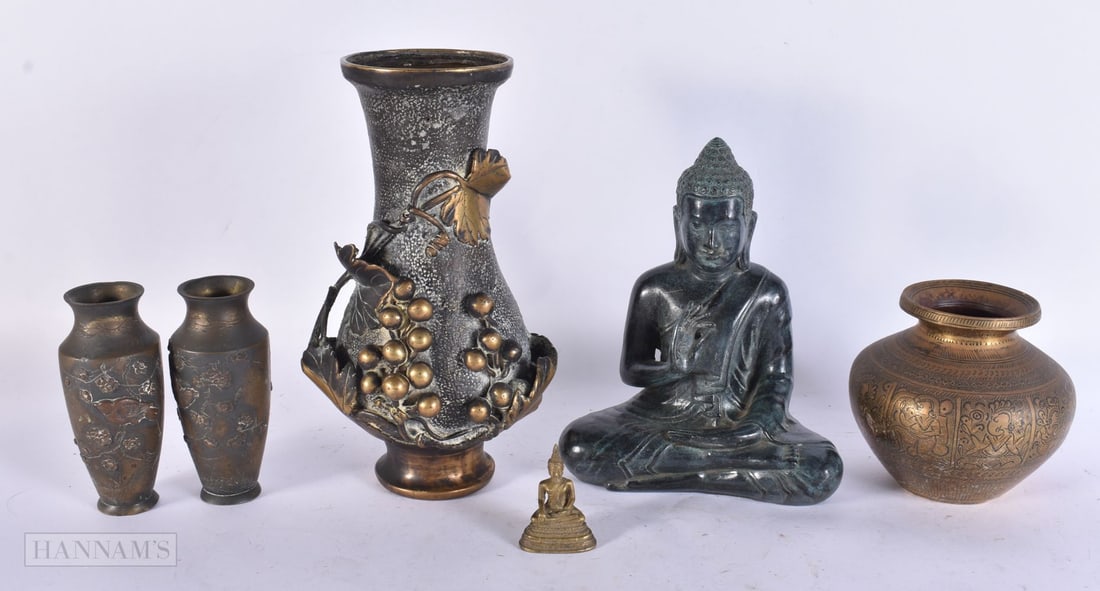 ANTIQUE JAPANESE, CHINESE BRONZES etc. Largest 22 cm high. (qty) (1 of 5)