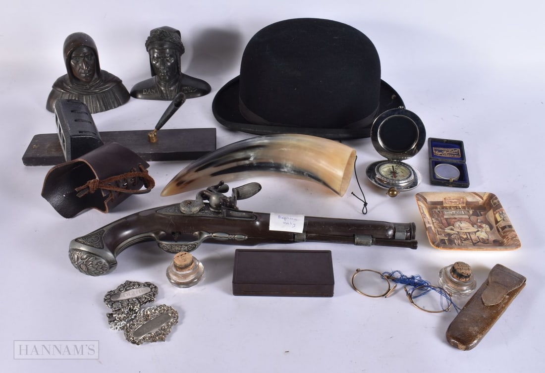 ASSORTED COLLECTABLES. (qty): ASSORTED COLLECTABLES. (qty)