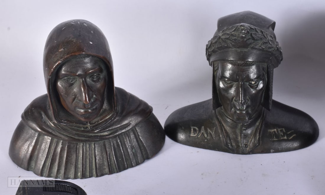 ASSORTED COLLECTABLES. (qty) - 3