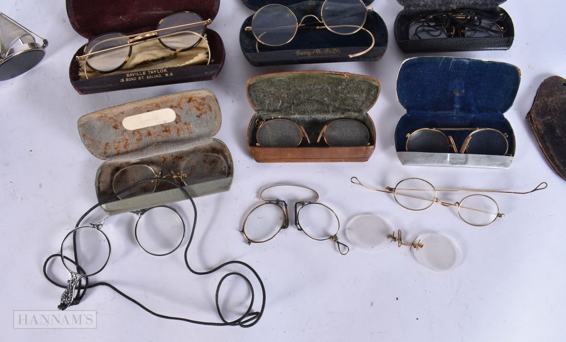 SPECTACLES etc. (qty) - 5