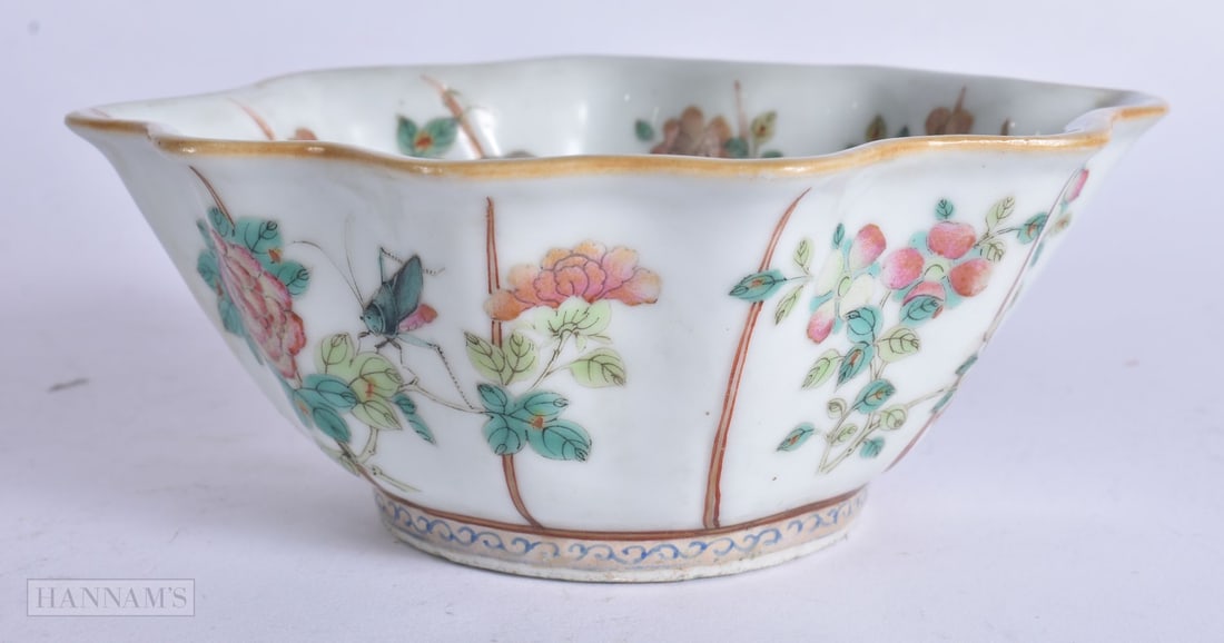 A 19TH CENTURY CHINESE FAMILLE ROSE PORCELAIN LEAF SHAPED BOWL bearing Qianlong marks to base. 16 cm (1 of 5)