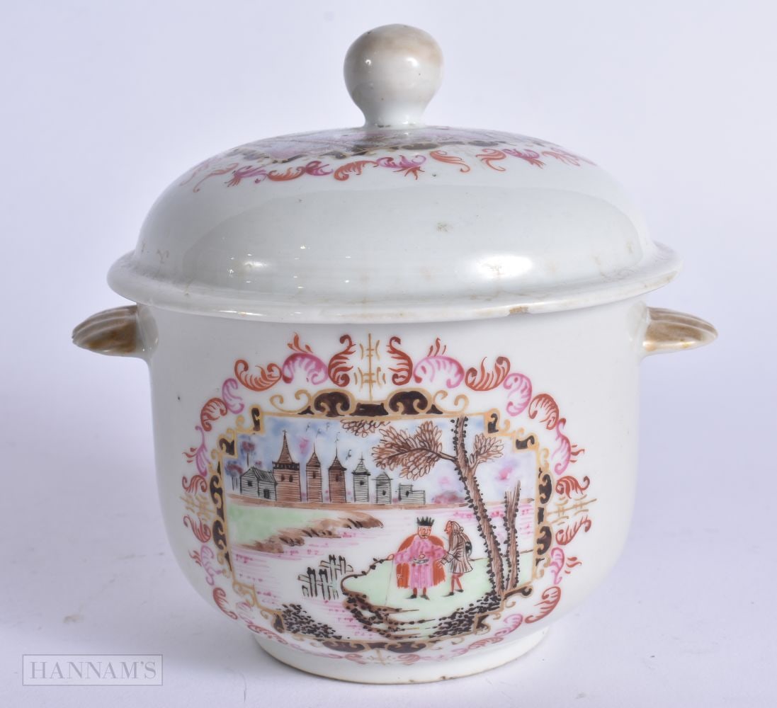 AN 18TH CENTURY CHINESE EXPORT 'EUROPEAN SUBJECT' SUCRIER AND COVER Qianlong. 12.5 cm wide. (1 of 5)