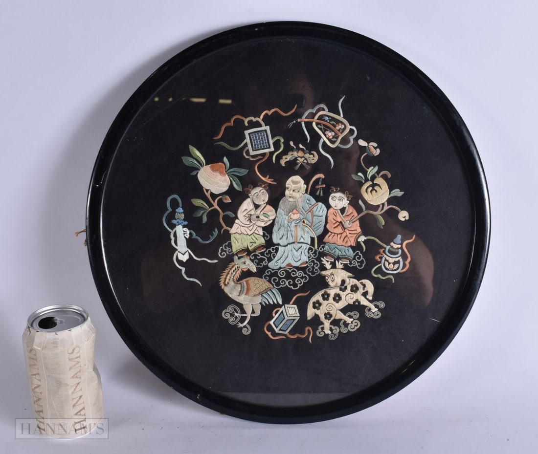 AN EARLY 20TH CENTURY CHINESE SILK EMBROIDERED ROUNDEL Late Qing. 35 cm diameter. (1 of 5)