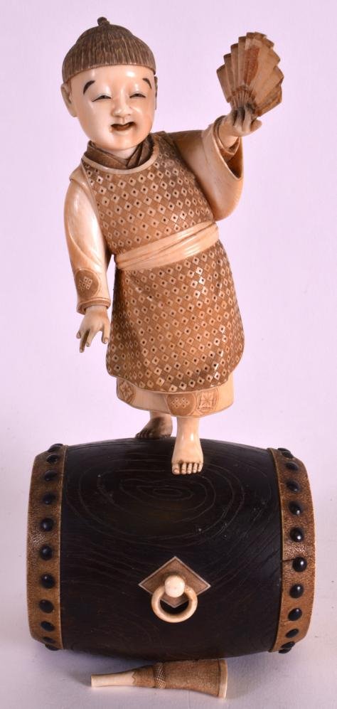 A LOVELY 19TH CENTURY JAPANESE IVORY AND BOXWOOD (1 of 5)