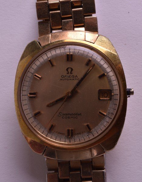 A 1970S OMEGA GOLD PLATED GENTLEMANS AUTOMATIC (1 of 2)