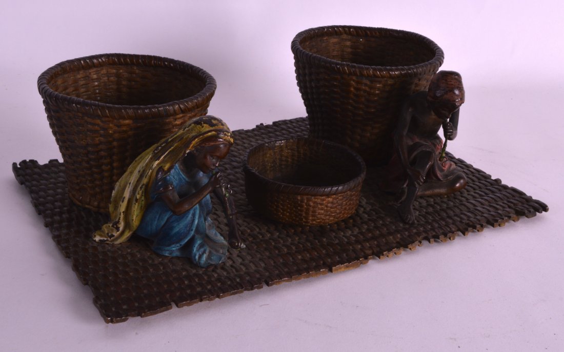 A LATE 19TH CENTURY AUSTRIAN COLD PAINTED BRONZE GROUP (1 of 1)