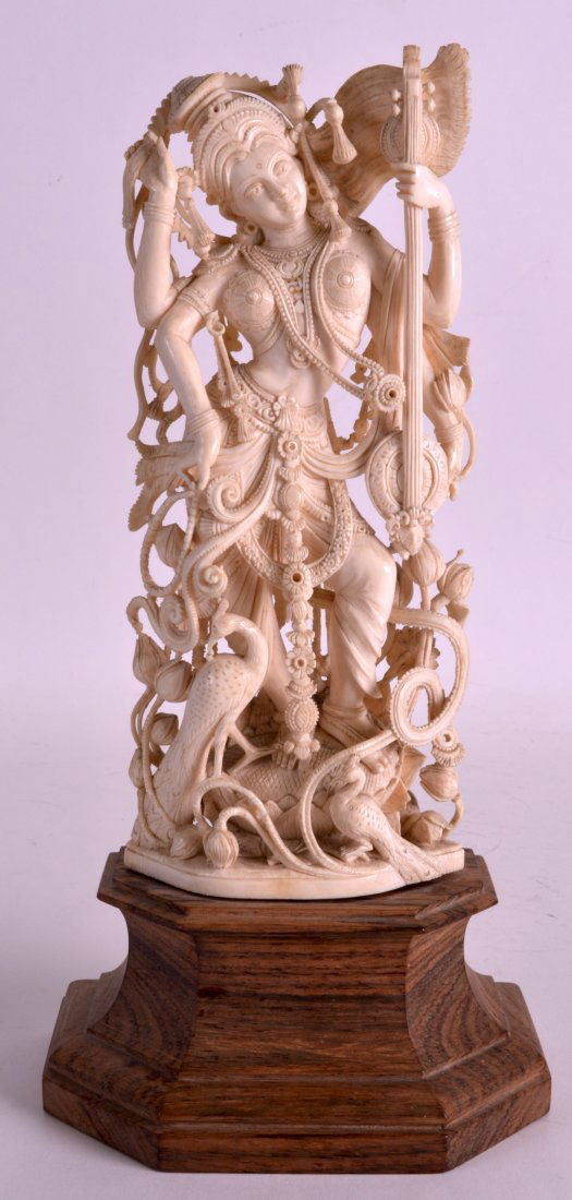 A FINE EARLY 20TH CENTURY BURMESE CARVED IVORY FIGURE (1 of 1)