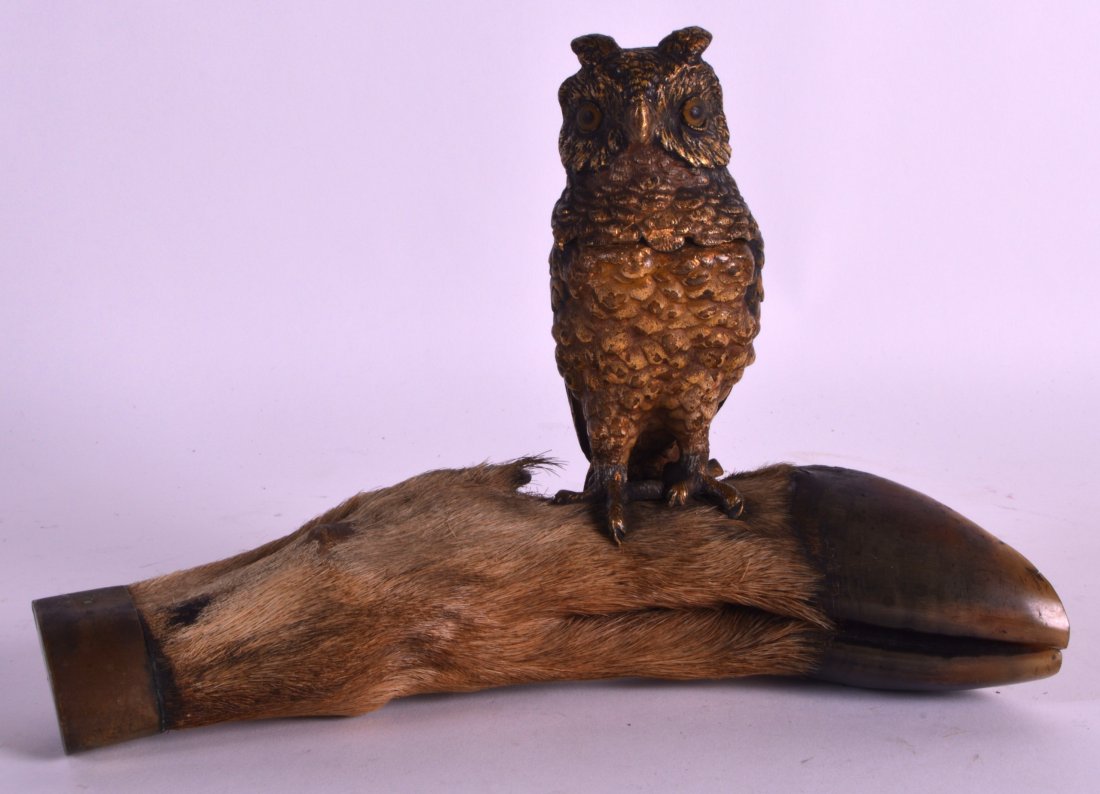A 19TH CENTURY AUSTRIAN COLD PAINTED BRONZE OWL INKWELL (1 of 1)