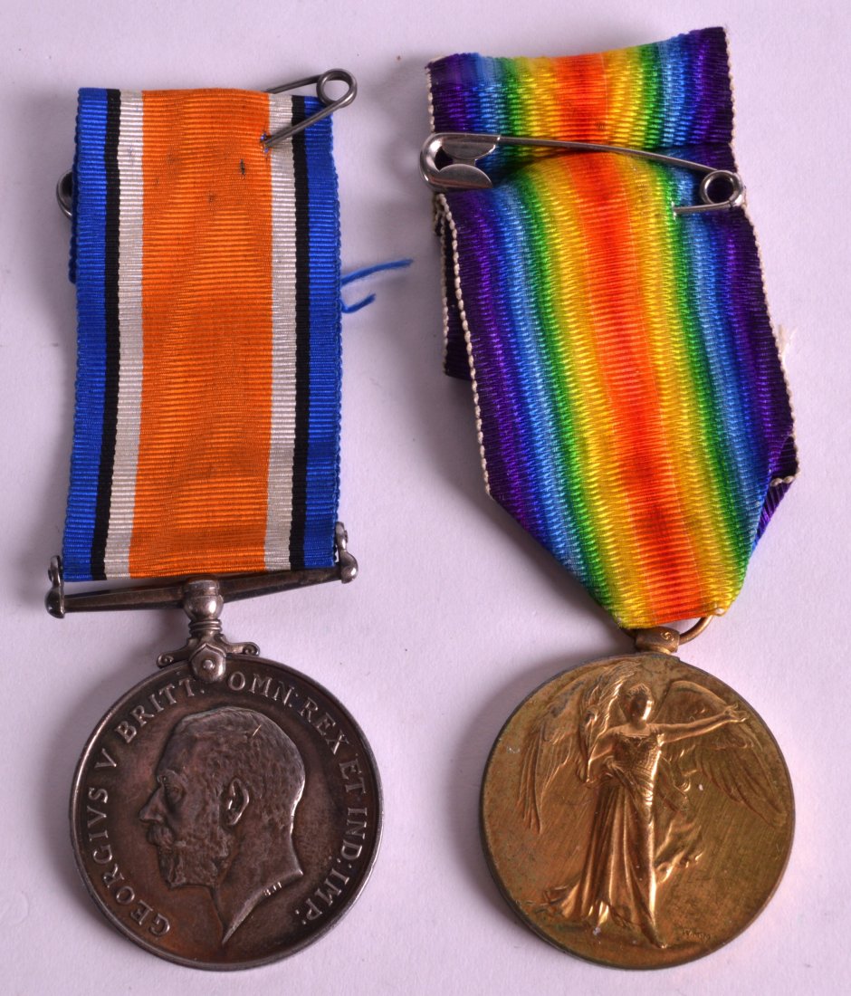 A PAIR OF WW1 MEDALS presented to G R Cotter A S C.: A PAIR OF WW1 MEDALS presented to G R Cotter A S C.