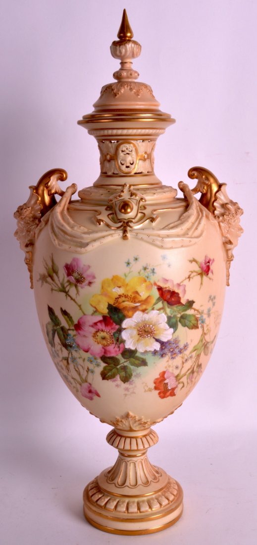 A FINE ROYAL WORCESTER BLUSH IVORY PORCELAIN VASE AND