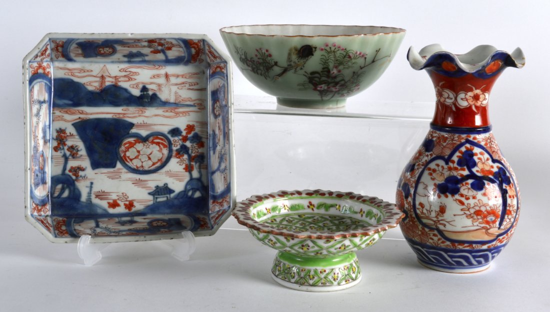 AN 18TH CENTURY CHINESE IMARI SQUARE FORM STAND painted (1 of 1)