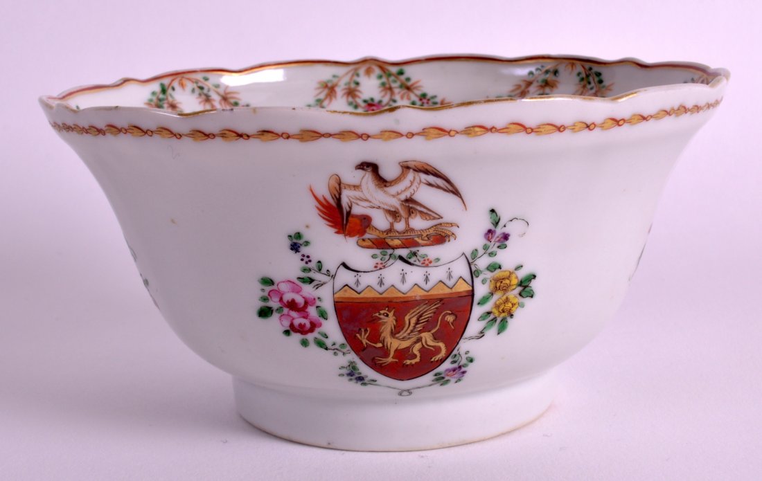 AN 18TH CENTURY CHINESE FAMILLE ROSE BOWL together with: AN 18TH CENTURY CHINESE FAMILLE ROSE BOWL together with a porcelain brush washer. 4Ins diameter. (2)