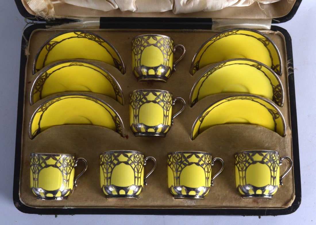 AN ART NOUVEAU SILVER MOUNTED MINTON CASED SET OF CUPS (1 of 1)
