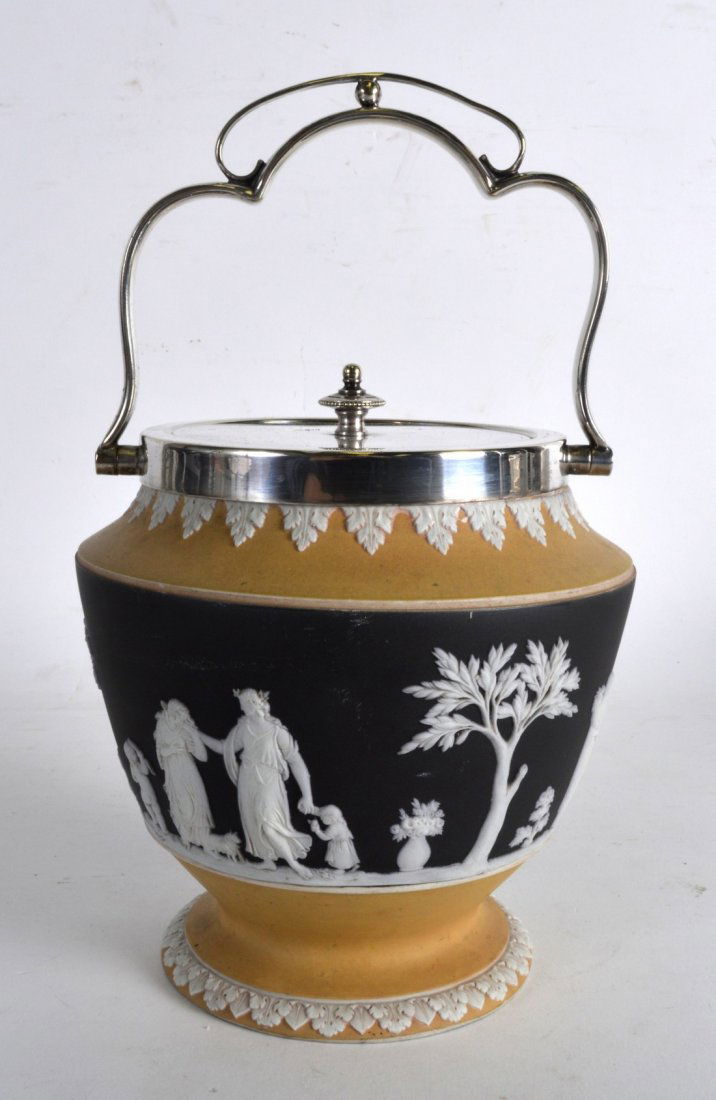 AN UNUSUAL WEDGWOOD TWO TONE JASPERWARE BISCUIT BARREL (1 of 1)