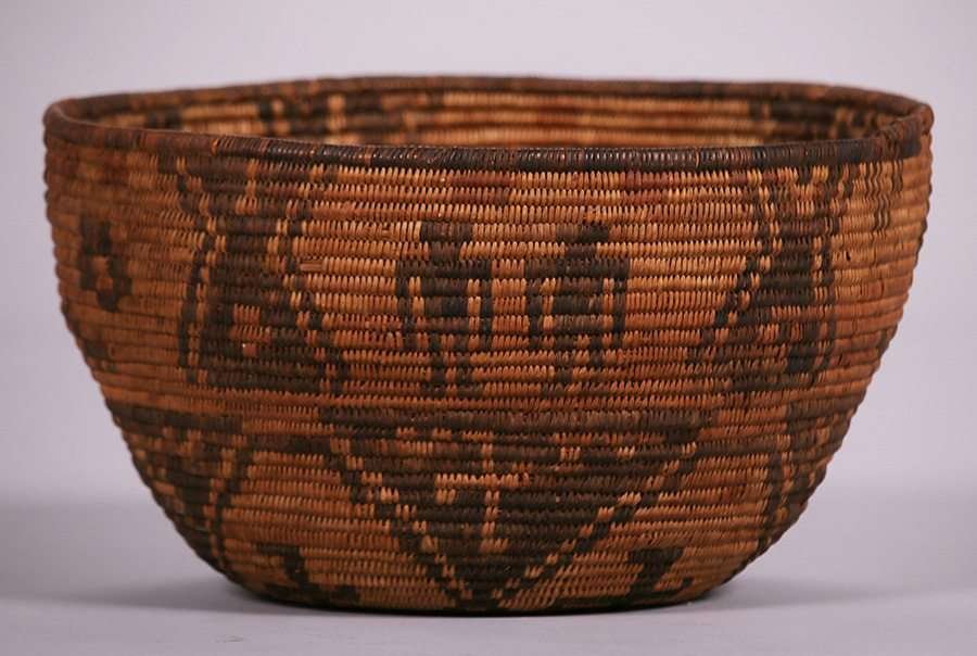 Apache Native American Figural Basket c1900-1910 (1 of 4)