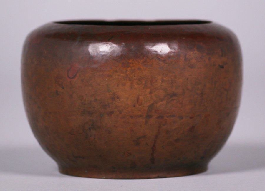 Harry St John Dixon Hammered Copper Vase: Harry St John Dixon Hammered Copper Vase. Signed. Excellent original patina. 5.5″d x 3.75″h. We box and ship ourselves, to keep shipping costs low. We do not use a packaging service, unles