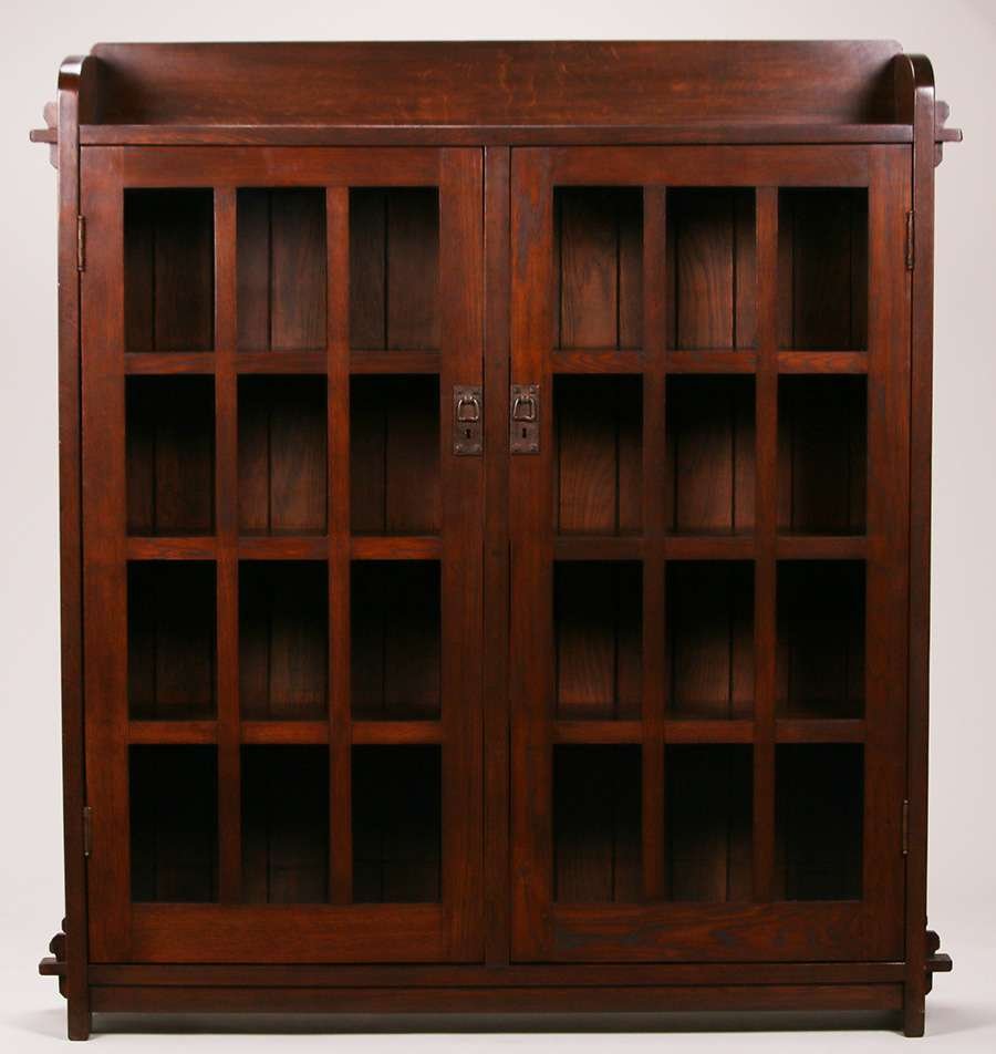L&JG Stickley Onondaga Two-Door Bookcase c1902-1904 (1 of 2)