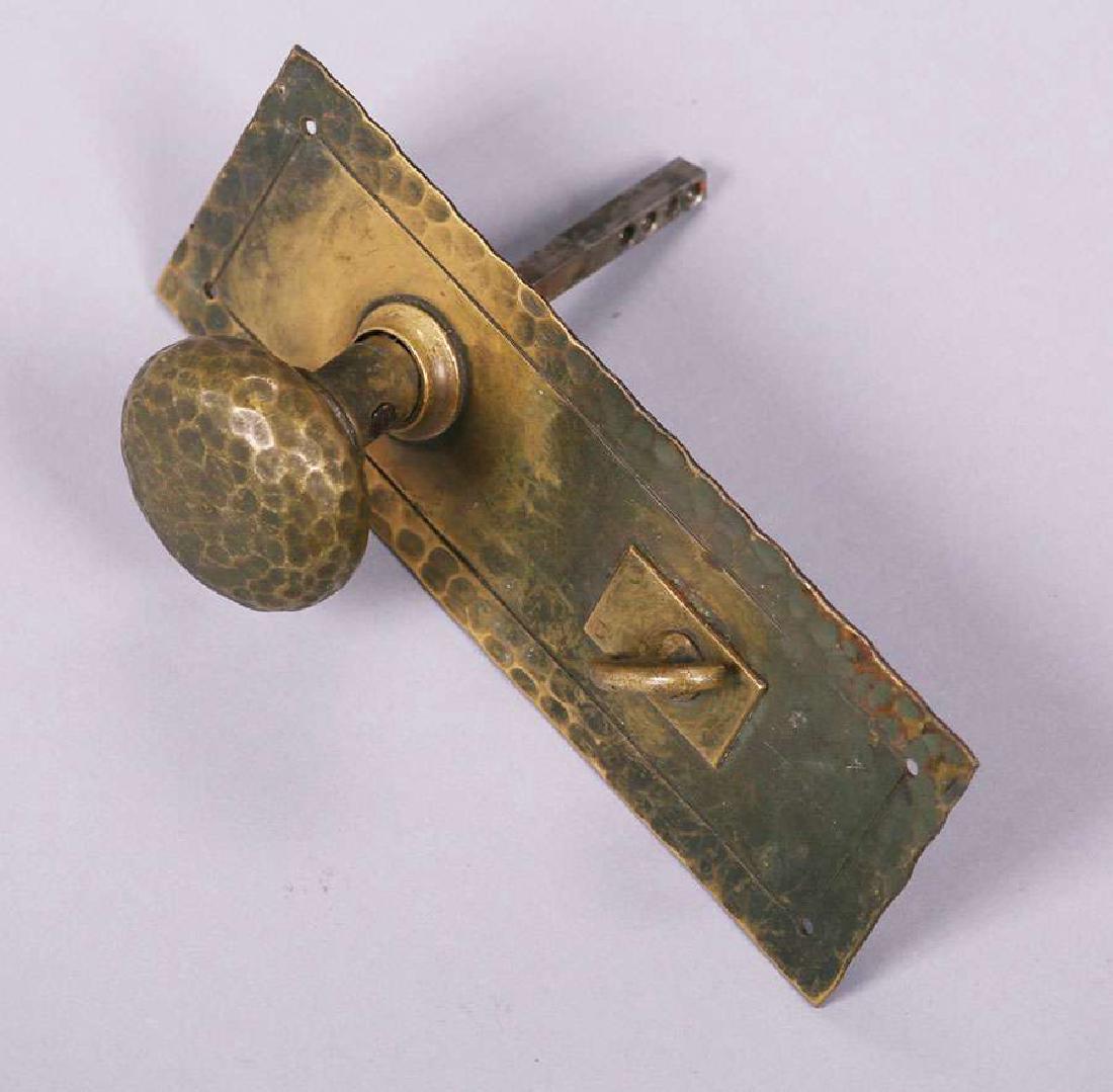 Arts & Crafts Hammered Brass Door Knob Set C1910 (1 of 4)