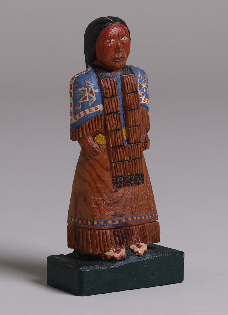 Native American Sioux Tribe Carved Girl c1930s (1 of 5)
