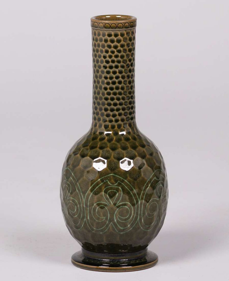 Early Hugh Robertson CKAW Vase 1883 (1 of 4)