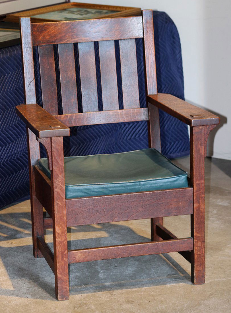 Gustav Stickley #2626 Armchair c1902-1903 (1 of 3)