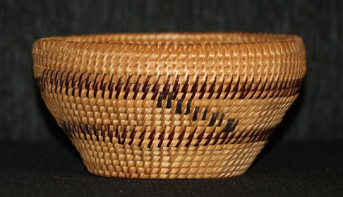 Native American basket - Washoe tribe (1 of 3)