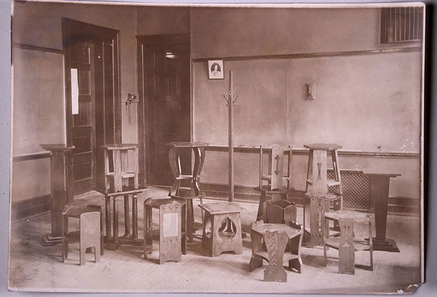 4 Photos of Furniture - Detroit Institute of Arts c1915 (1 of 5)