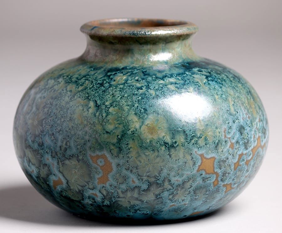 Pierrefonds Crystalline Vase (1 of 3)