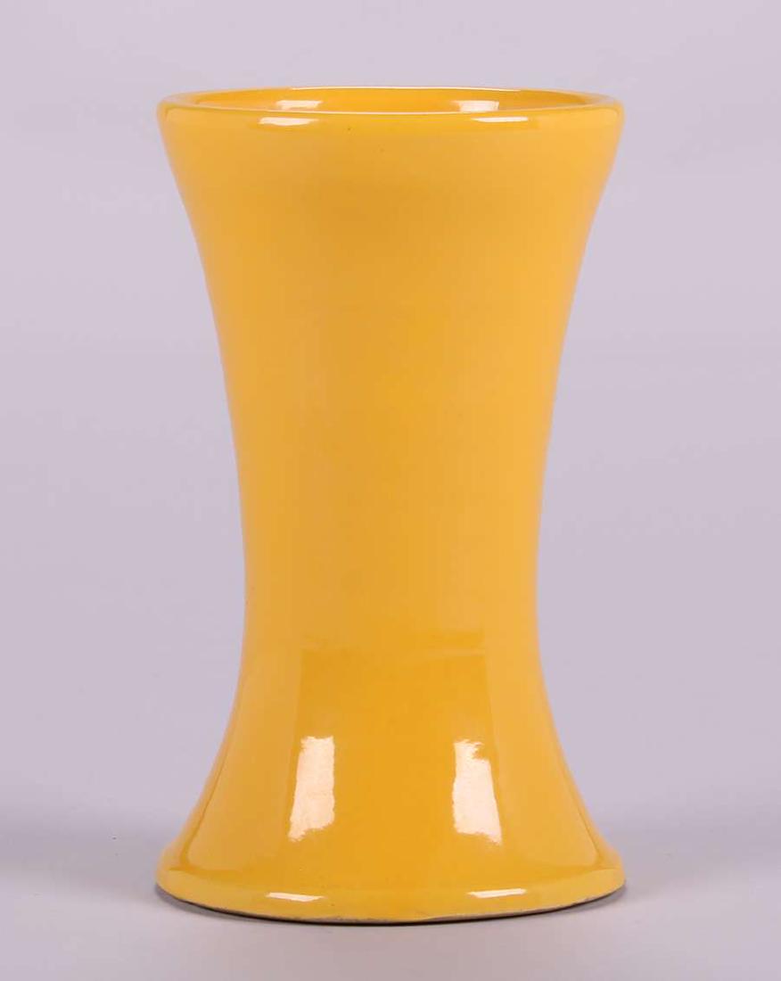 Bauer Matt Carlton Yellow Vase (1 of 2)