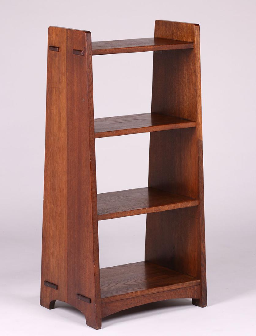 L&JG Stickley #47 Trapezoidal-Shaped Magazine Stand (1 of 3)