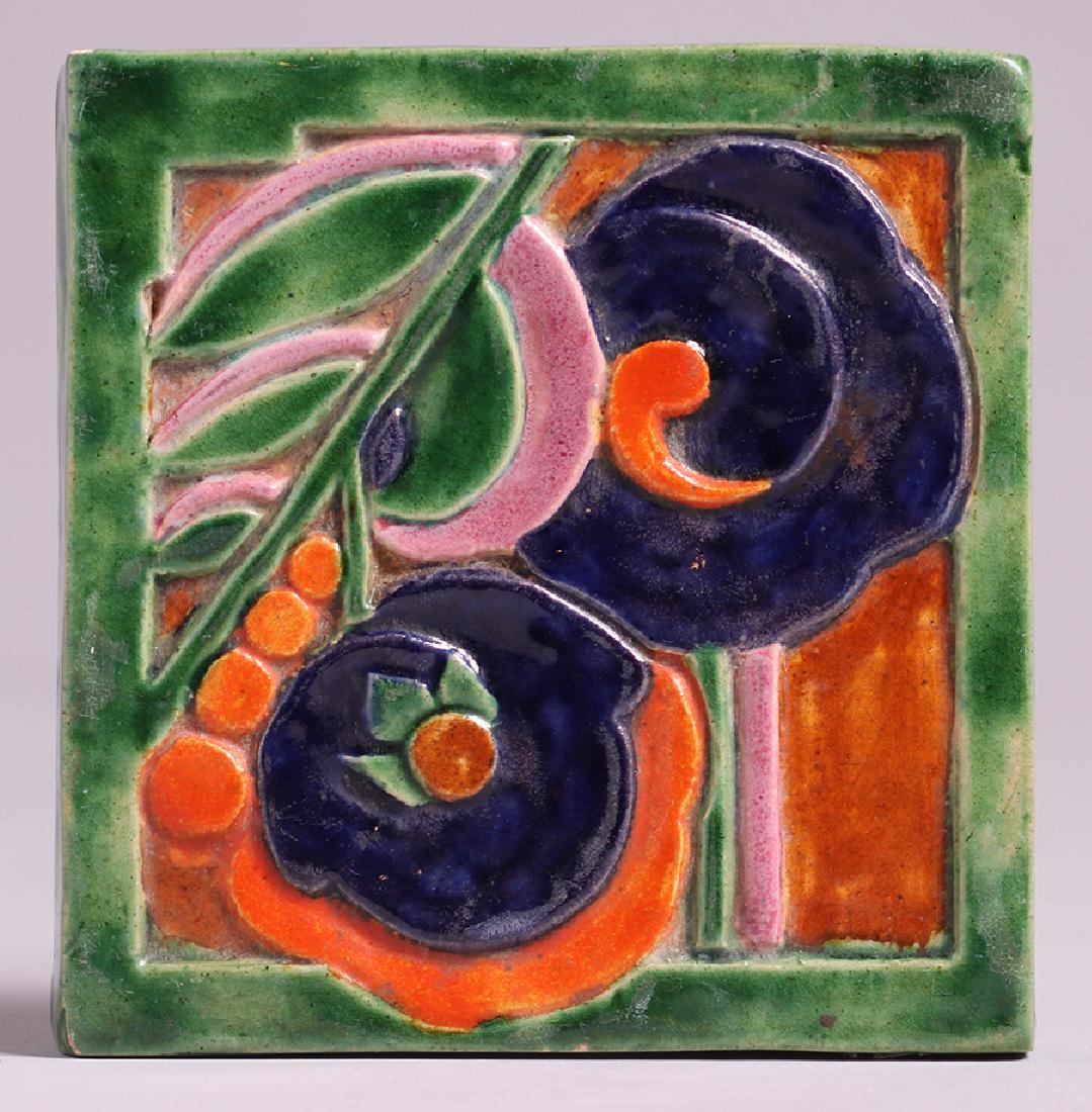 Art Deco Studio Tile c1920s (1 of 2)