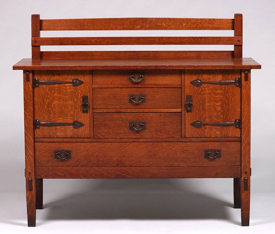 Gustav Stickley #814 Strap-Hinge Sideboard c1904 (1 of 4)
