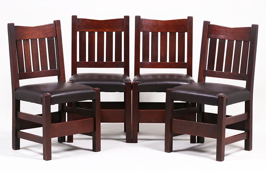 Set of 4 Gustav Stickley V-Back Dining Chairs (1 of 4)