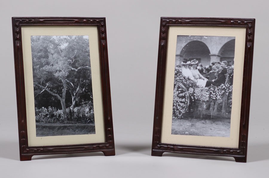 Pair Arts & Crafts Cast Metal Frames c1920s: Pair Arts & Crafts Cast Metal Frames c1920s. Unsigned. Excellent new patina. 11.25"h x 8"w. Picture area 9.5"h x 6.5"w. Spend $5000 or more at this auction and all of your SHIPPING IS FREE within the 