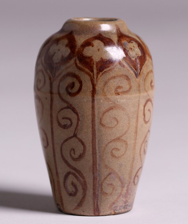 Arequipa Pottery Small Hand-Painted Vase (1 of 4)