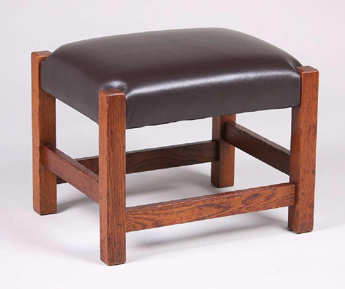 Gustav Stickley #300 Footstool c1910 (1 of 2)