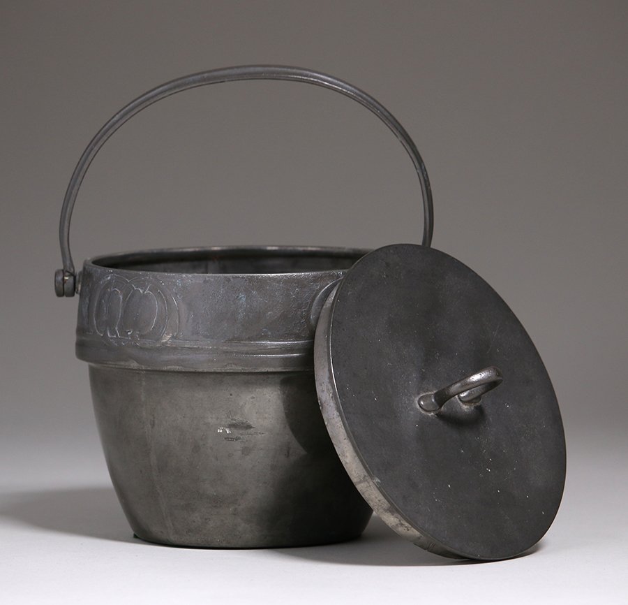 Liberty & Co Tudric Pewter Ice Bucket c1900 (1 of 4)