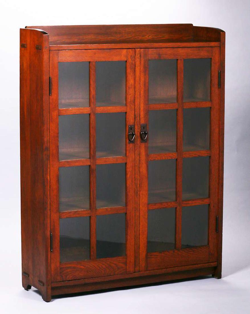 Gustav Stickley Two-Door Bookcase c1907-1910 (1 of 4)
