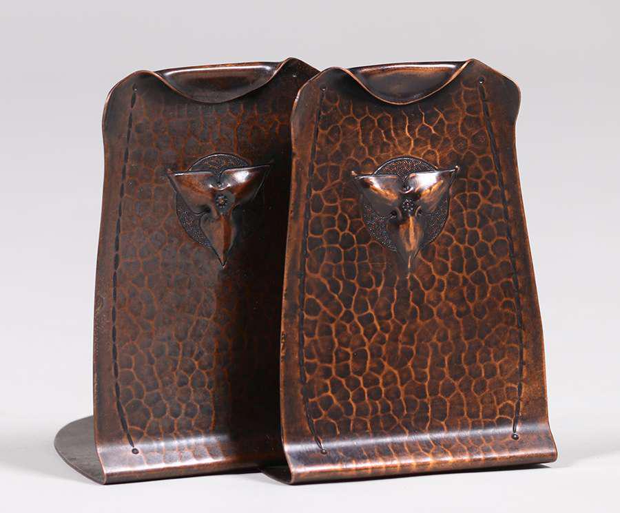 Roycroft Hammered Copper Trifoil Bookends (1 of 2)