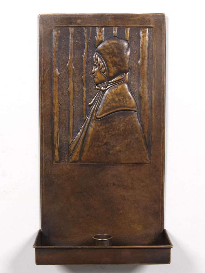 Scottish A&C Hammered Brass Candle Sconce c1905 (1 of 2)