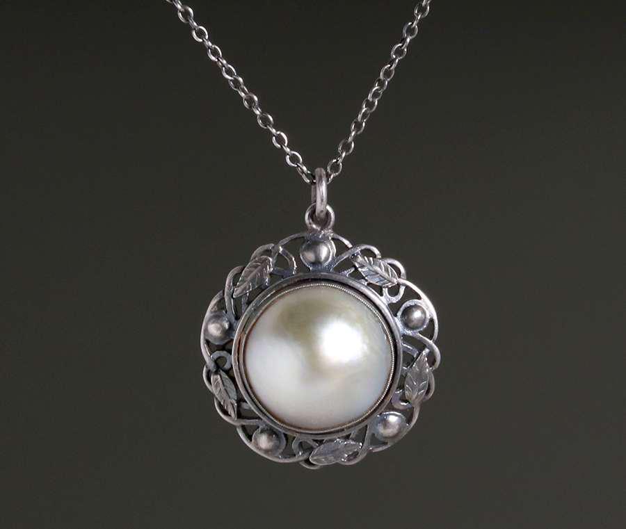 Arts & Crafts Sterling Silver Pearl Pendant Necklace (1 of 2)