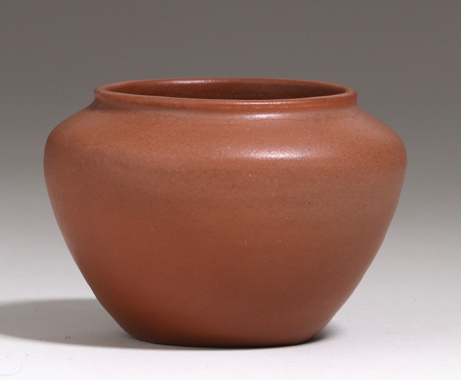 Van Briggle Matte Brown Vase c1920s (1 of 3)