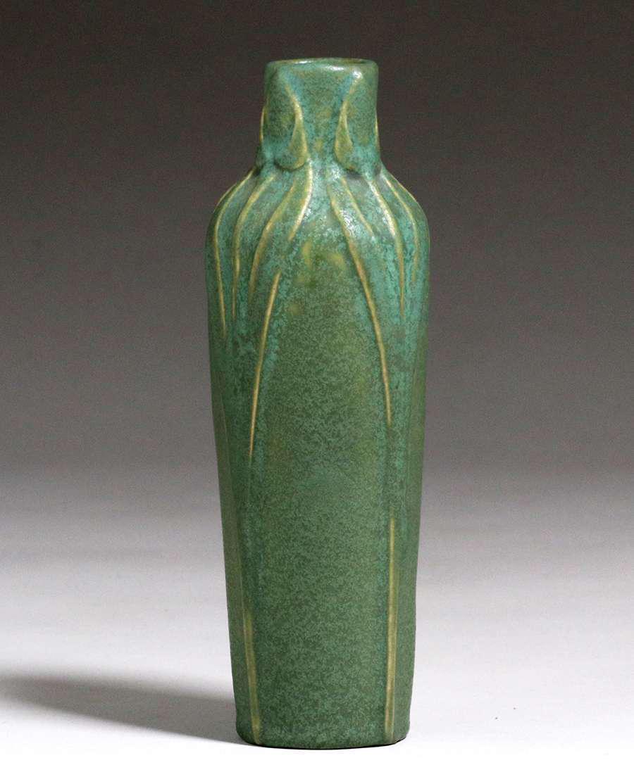 Early Van Briggle Matte Green Vase #846 c1908-1911 (1 of 3)