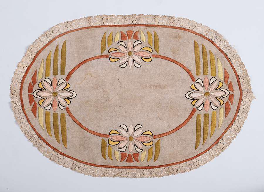 Arts & Crafts Oval Embroidered Silk Table Linen c1910 (1 of 2)