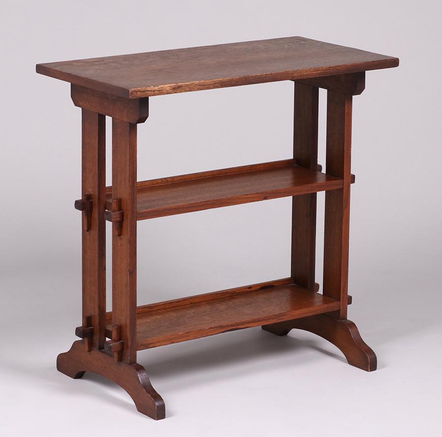 Roycroft Little Journey's Stand (1 of 2)