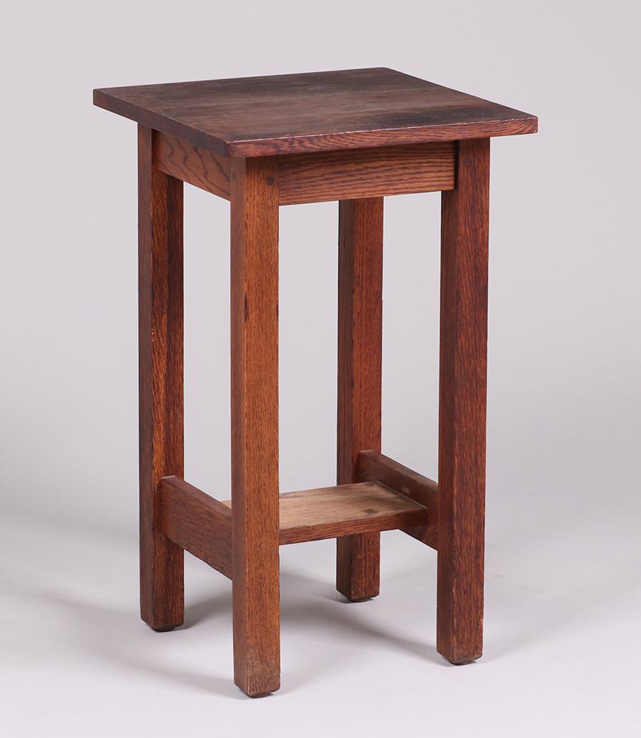 L&JG Stickley Square Drinkstand c1905-1907 (1 of 3)