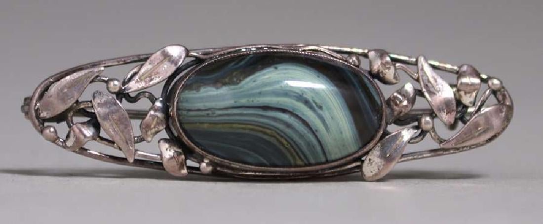 Arts & Crafts Silver Striped Agate Brooch c1910 (1 of 1)